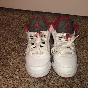 FIRE RED LOW 5s size (5.5 Y) for the ladies